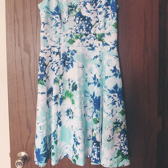 Calvein Klein sz 8 dress - Picture 3 of 3